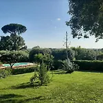 IV Casale Roma Country Villa
